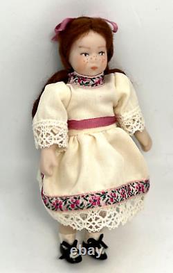 Vintage 112 Poupée Miniature de Fille Artisanale en Porcelaine 4 Posable