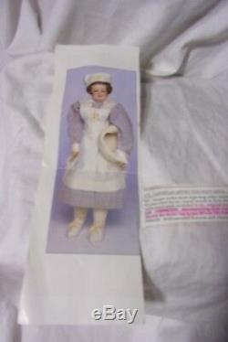 Vintage 1976 True Burkett Nurse Nora Poupée En Porcelaine 20 Fabuleux Vgc