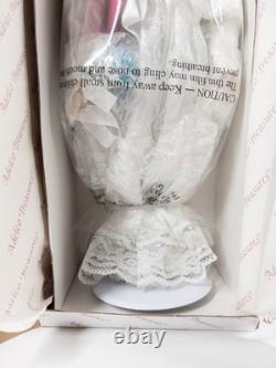 Vintage 1997 Adelco Trésors Poupée en porcelaine 16 AD-2036 Veronica Blonde Scellée