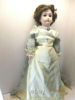 Vintage 24-25 Reproduction Français Charmante Polly Mann Doll Bisque/ Cloth 1955