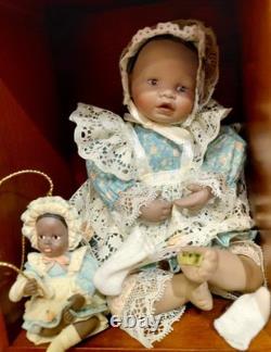 Vintage Ashton Drake Picture Perfect Miniature (11) poupées + ornements dans support en bois