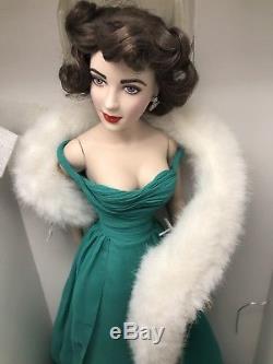 Vintage Collectionneurs Franklin Mint Heirloom Elizabeth Taylor Collection Dolls