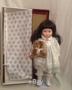 Vintage Dynasty Doll Collectible (taisa) Avec Boîte Et Étiquettes (excellent État)