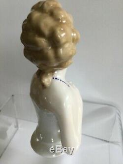 Vintage Goebel Porcelaine Half Doll Lady Avec Collier Bleu Pelote 4 Allemagne