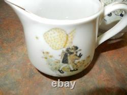 Vintage Holly Hobbie Yellow Girl Set Tea Pot Sugar Bowl Et Milk Jug Rare