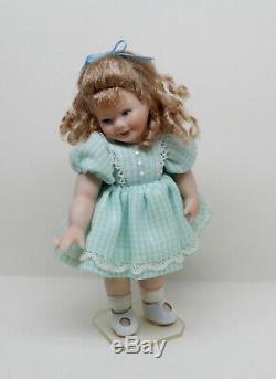 Vintage Poseable Porcelaine Enfant En Bas Âge Fille Poupée Artisan Maison De Poupée Miniature 112