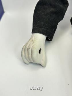 Vintage RARE 1982 Poupée Charlie Chaplin en porcelaine 24 ORIGINAL
