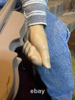 William Wallace Jr. Grand-mère et Grand-père 34 poupées en porcelaine avec banc en bois